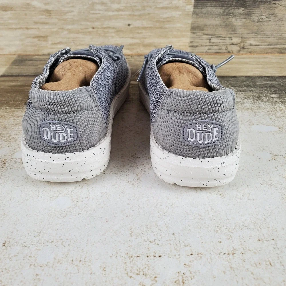 Hey Dude new without